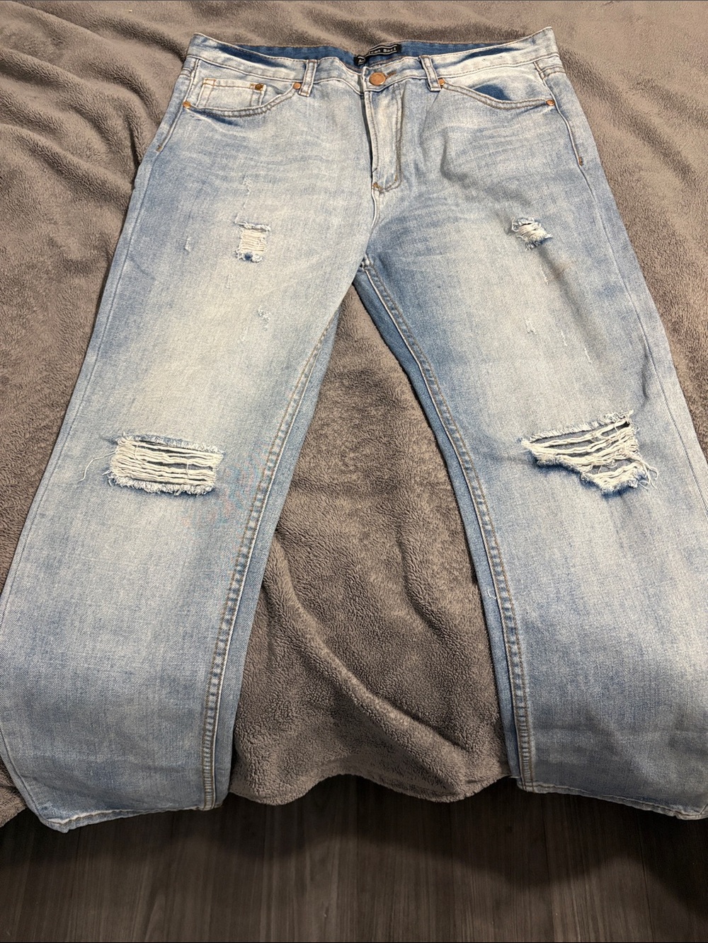 Light Blue Distressed Women’s Jeans